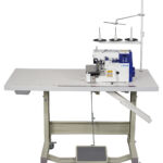 Máquina Overlock com Direct Drive JIN