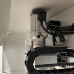 Unidade Automática para Aplicar Bolsos com Dispositivo de Reforço