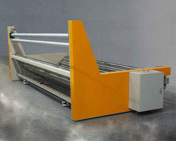 Alimentador Automático de Tecidos e Materiais