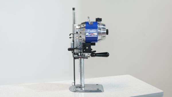 MÁQUINA DE CORTE MANUAL COM FACA VERTICAL 10 POLEGADAS