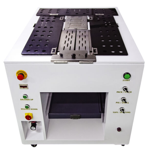 MAQUINA AUTOMÁTICA DE DOBRAR CAMISAS COM EMPILHADOR